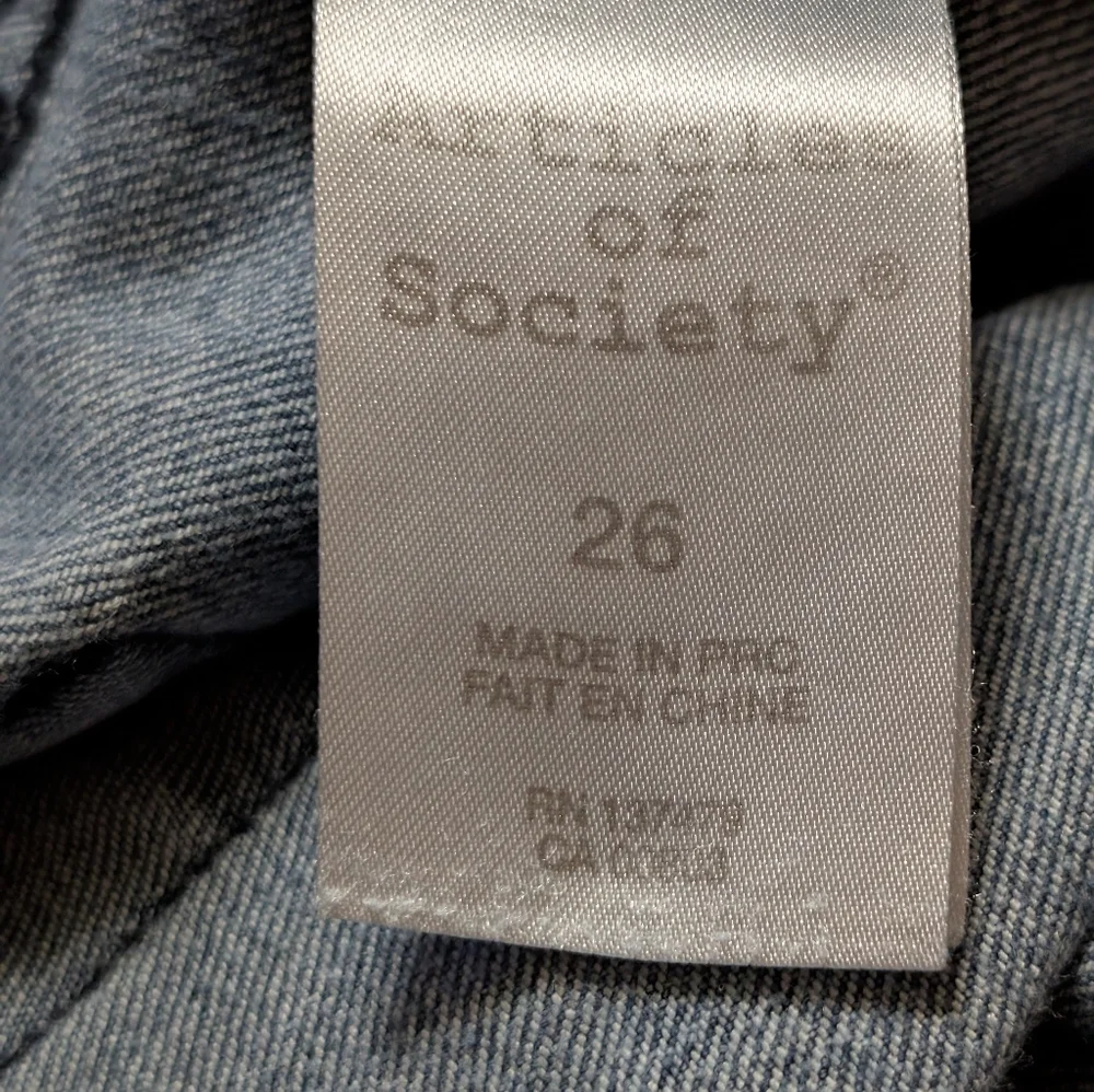 Teen/Petite Bundle: Articles of Society (26) & Cello (3) Jeans + Bonus Modesty L - Picture 5 of 11